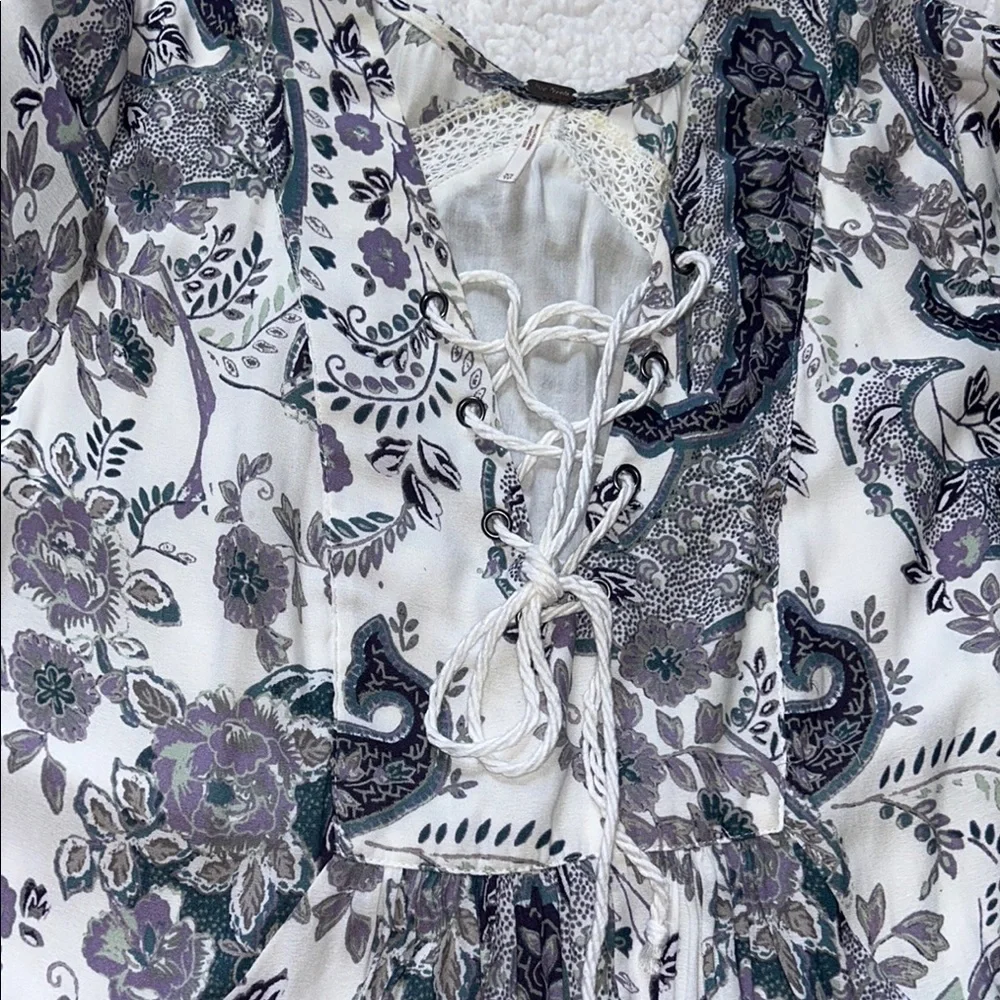Free People White Graphic Tie Front Blouse